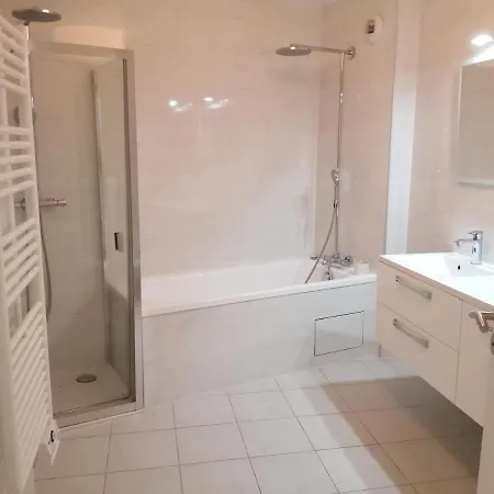 Apartment T4 Seville - Montfleury